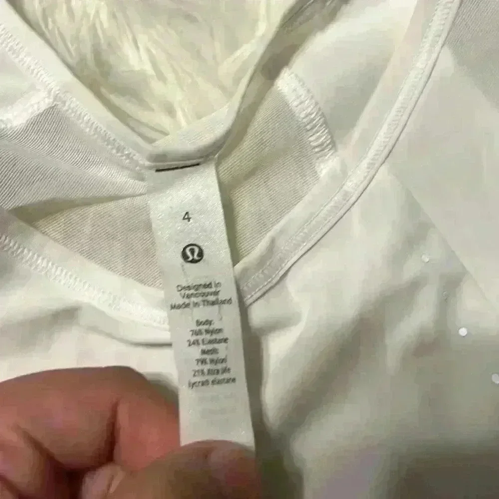 Lululemon top